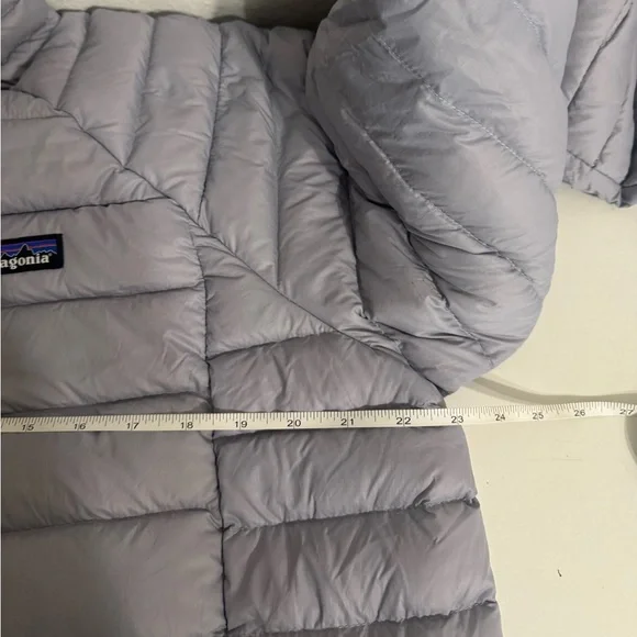 Patagonia Women’s Down Jacket XL - Picture 10 of 16